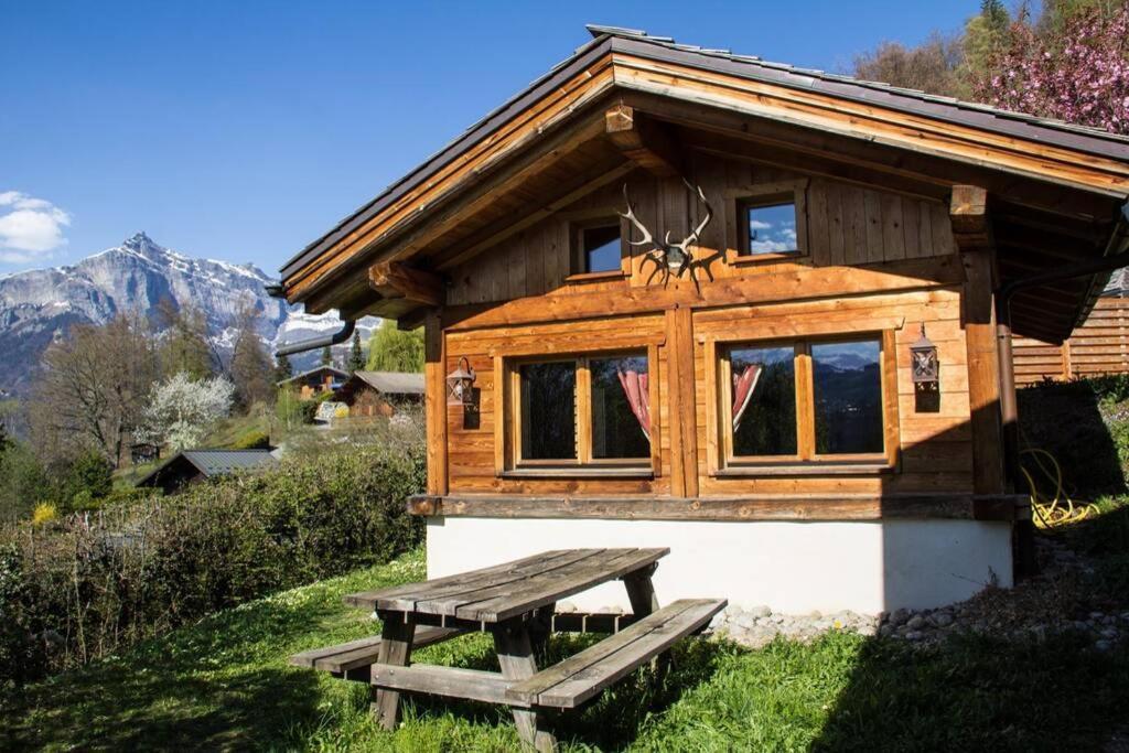Chalet Cosy Proche Tramway Du Mont-Blanc Et Centre 圣热尔韦莱班 外观 照片